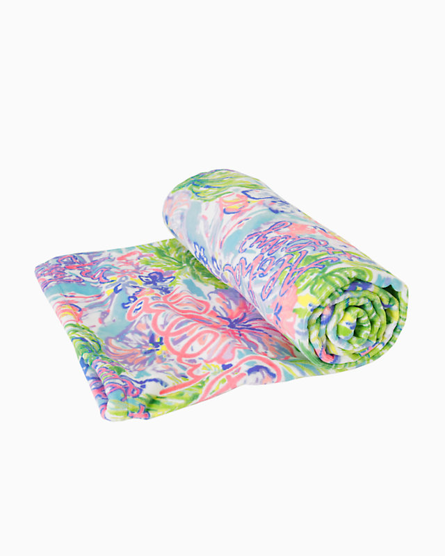 Printed Beach Towel, Multi Lilly Loves Hawaii Towel, large - Lilly Pulitzer