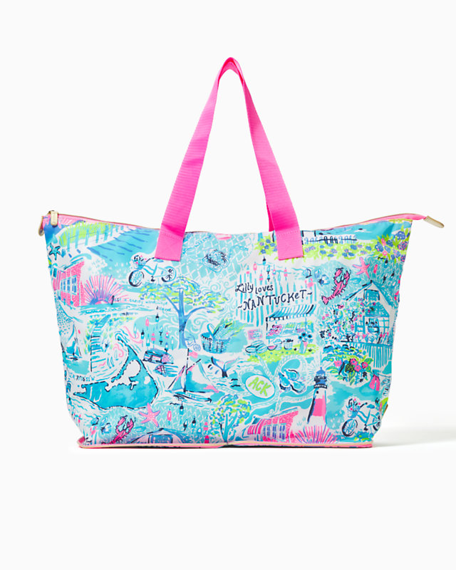Getaway Packable Tote, Whisper Blue Lilly Loves Nantucket, large - Lilly Pulitzer