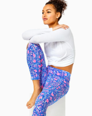 Lilly Pulitzer yoga pants leggings are comfortable and cute