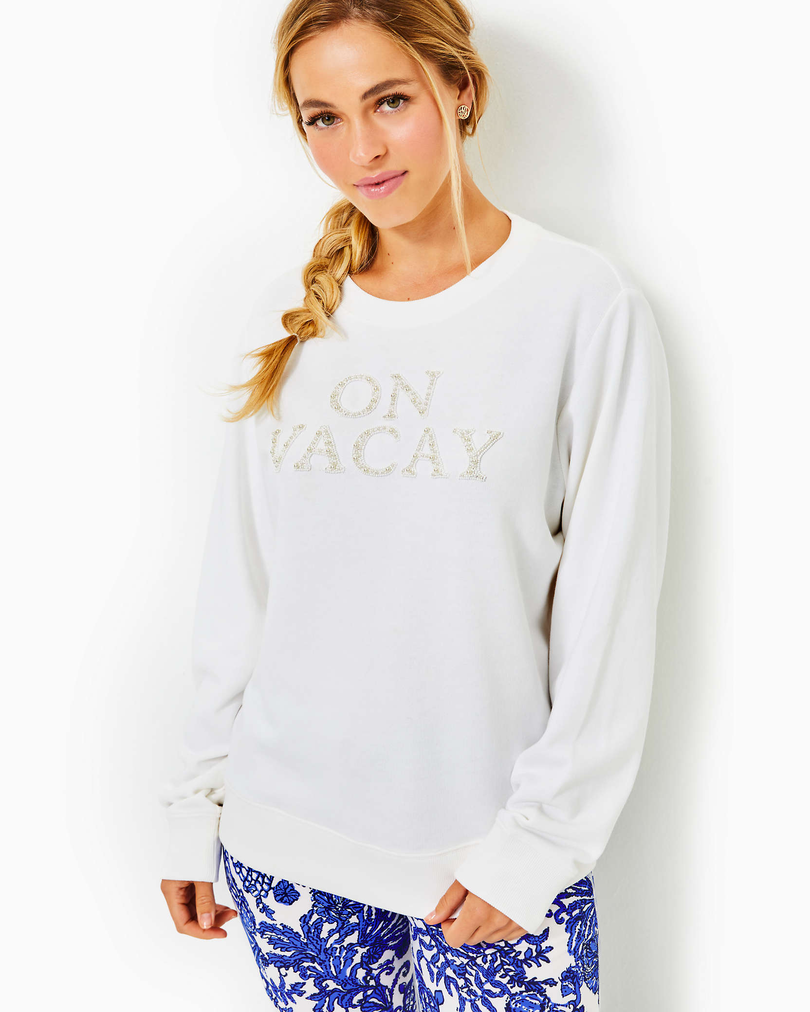 Lilly Pulitzer Ballad Cotton Sweatshirt In Resort White On Vacay Embellished Graphic