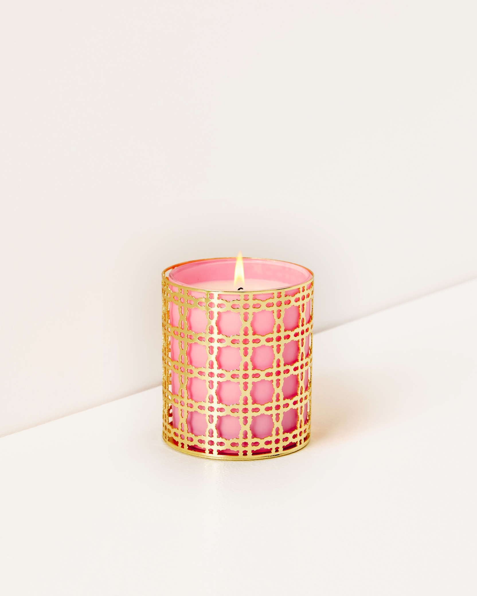 Lilly Pulitzer Glass Candle With Gold Caning In Conch Shell Pink