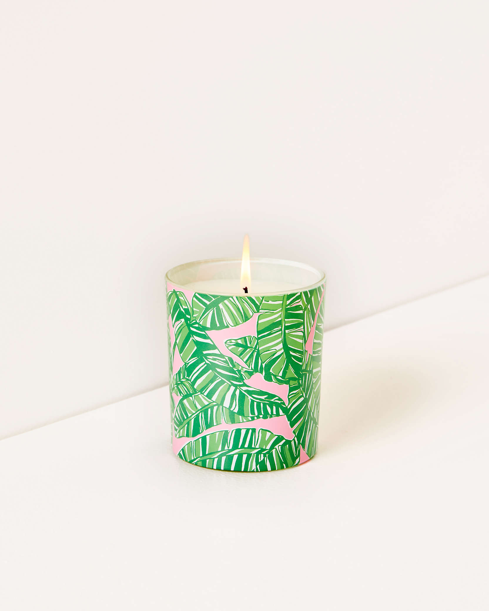 Shop Lilly Pulitzer Printed Candle In Conch Shell Pink Lets Go Bananas