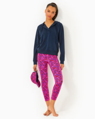 UPF 50+ Luxletic 24" High Rise Weekender Midi Legging, Passion Fruit Pink Star Searching, large - Lilly Pulitzer