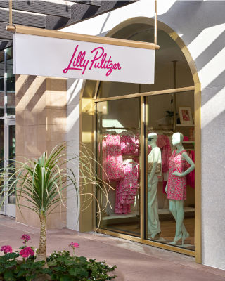 lilly pulitzer with her daughters