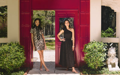 models wearing blackdress