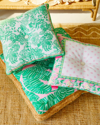 Lilly pulitzer best sale indoor outdoor pillow