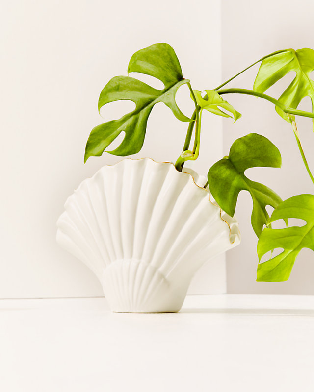 Seashell Vase, Resort White, large - Lilly Pulitzer