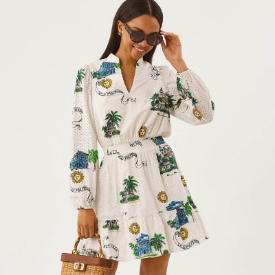 Women wearing a white printed dress