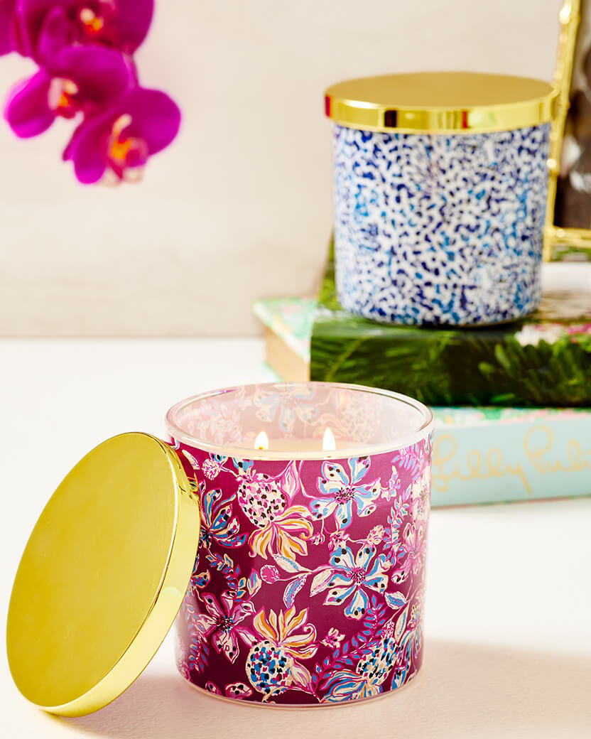Image of Lilly Pulitzers printed candles