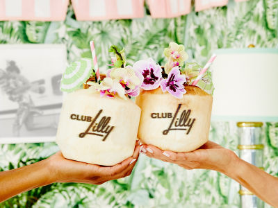 lilly pulitzer with her daughters