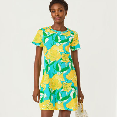 Woman wearing a floral short dress